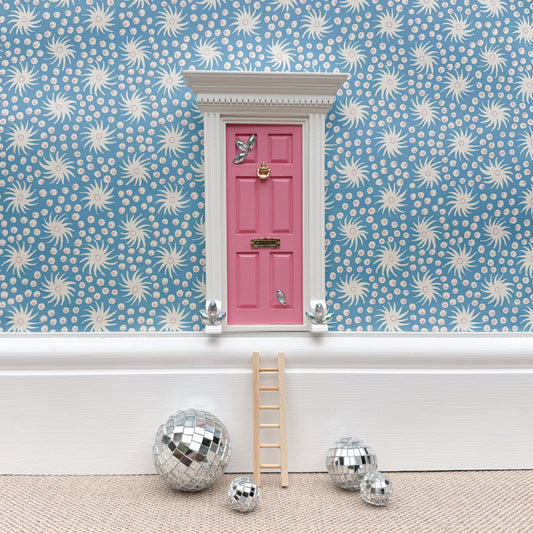 Disco - Pink manor house door